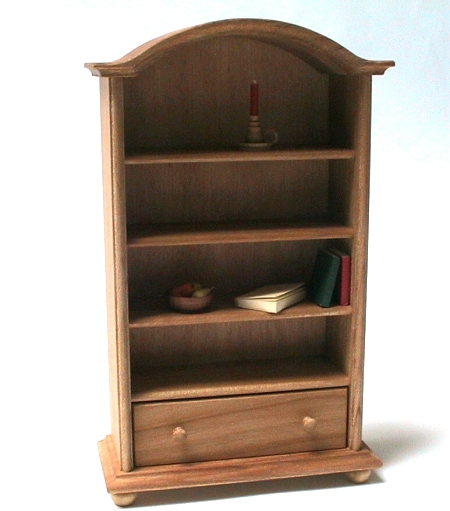 Regalschrank mit Zierbogen, Kirschbaum, Puppenstubenmöbel 1zu12