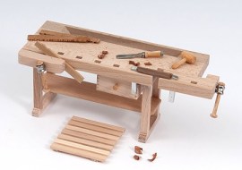 Hobelbank, funktionstüchtig, mit Schubkasten, Miniatur in 1zu12