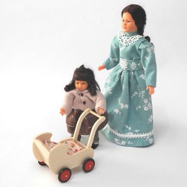 Puppenwagen, mit Kissen, Puppenstubenminiatur in 1zu12