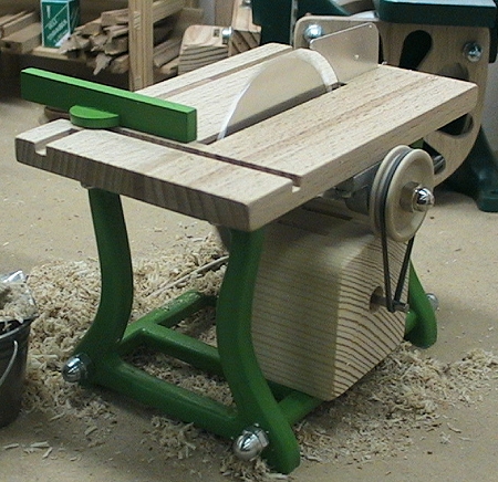 Tischkreissäge, 1,5 Volt, Miniaturwerkstatt 1zu12
